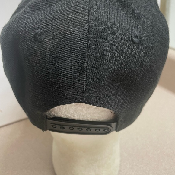 Resort World Las Vegas Hat Cap RWLV Spell Out Snapback Adjustable Casino Resort - Picture 4 of 7